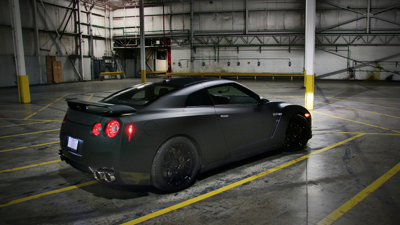 Illustration for article titled The Ten Quickest Street Legal Cars In America